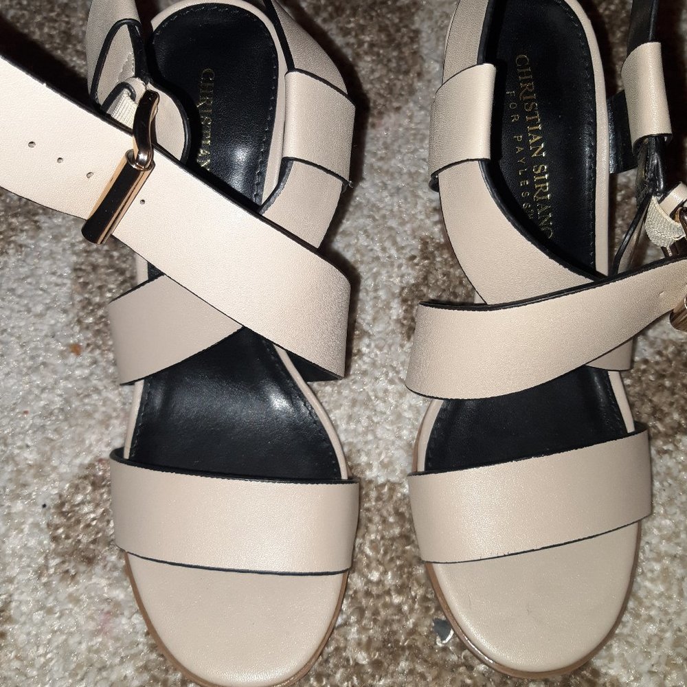 Christian Siriano tan buckle strap heels S-71/2